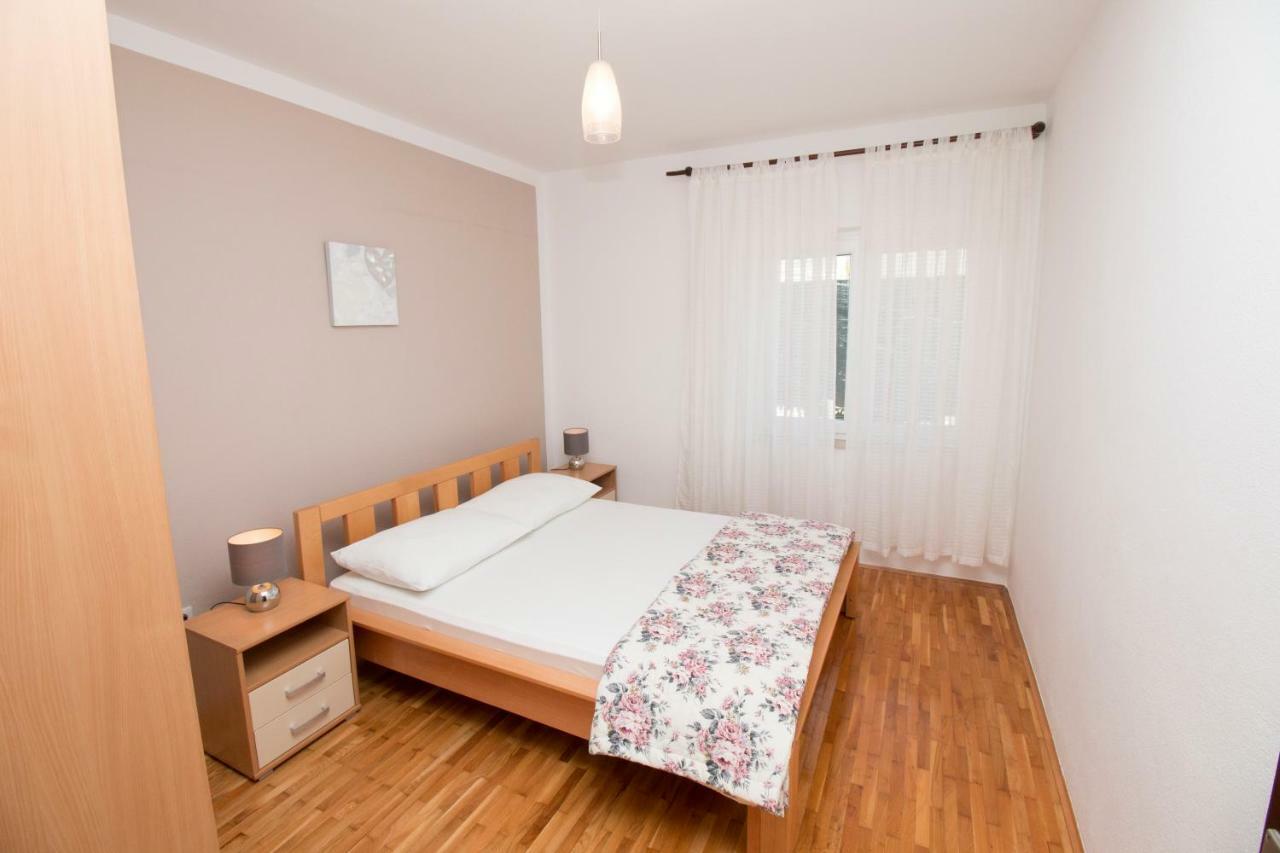 Apartments Liber Lokva Rogoznica Exterior photo